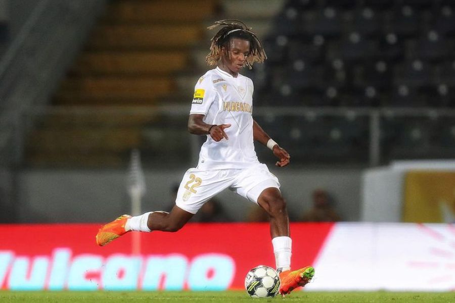 OFICIAL: Ibrahima Bamba deixa Vitória e ruma ao Qatar para assinar pelo Al-Duhail