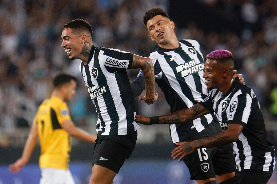 Brasil: Botafogo reforça liderança do campeonato, Cuiabá impõe-se ao Flamengo