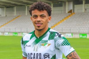 OFICIAL: Jeremy Antonisse reforça Moreirense com contrato até 2027 após percurso no PSV