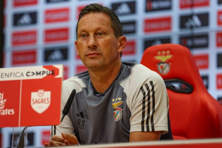 Benfica: Roger Schmidt diz que equipa vai tentar marcar logo de início no jogo com o Guimarães