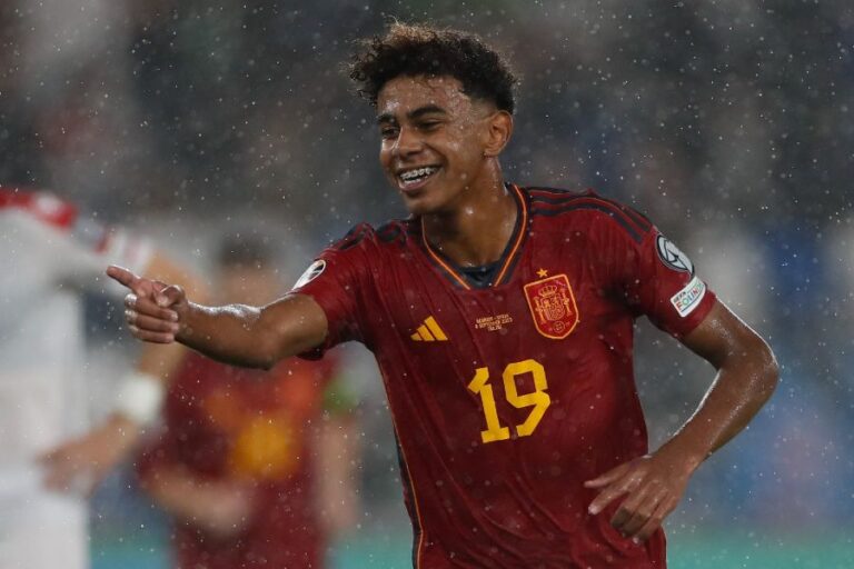 QF Europeu-2024: Lamine Yamal é o mais jovem de sempre a jogar e a marcar por Espanha