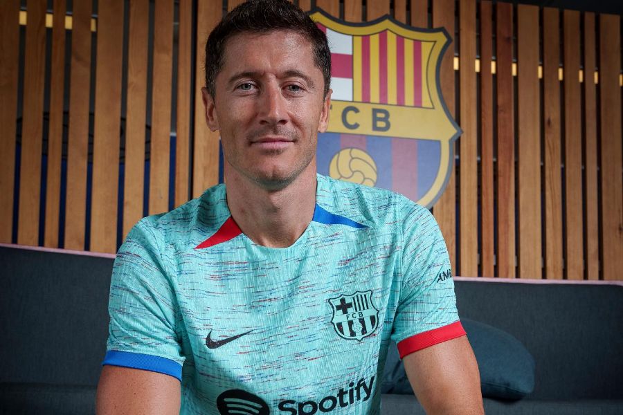 Lewandowski: “No Bayern era uma máquina, no Barcelona sou mais humano”