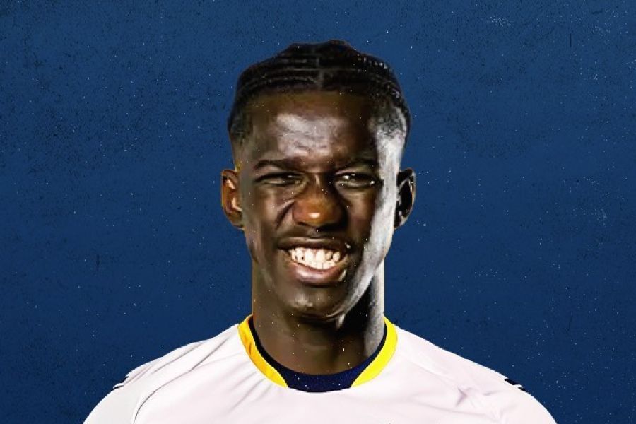OFICIAL: Chiquinho reforça Famalicão por empréstimo do Wolverhampton
