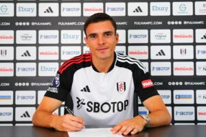 OFICIAL: Após falhar transferência para o Bayern, João Palhinha renova pelo Fulham