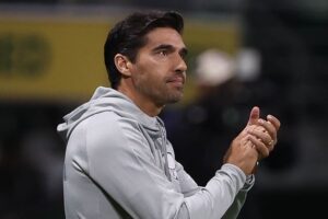 Técnico do Boca Juniors critica Abel Ferreira: "Ele fala muito... É conflituoso!"