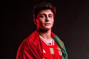 "João Neves na seleção? É a ver se pega e se há outro barrete a ser enfiado por alguém"