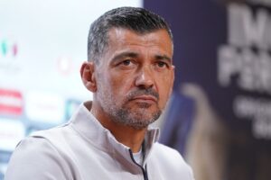 Sérgio Conceição: "Se olharmos para os jornais, vamos acabar o campeonato em quarto lugar"