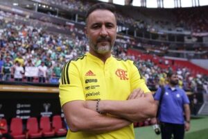 Sevilla: Vítor Pereira na restrita lista do clube espanhol para substituir Mendilibar