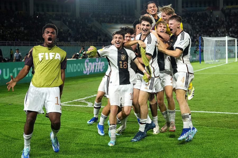 Alemanha derrota França nos penáltis e sagra-se campeã mundial de sub-17
