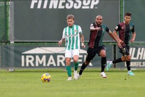 Guga a caminho da China: Beijing Guoan poderá ser o próximo destino do médio português