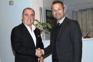 OFICIAL: Fatih Terim assume o comando técnico do Panathinaikos