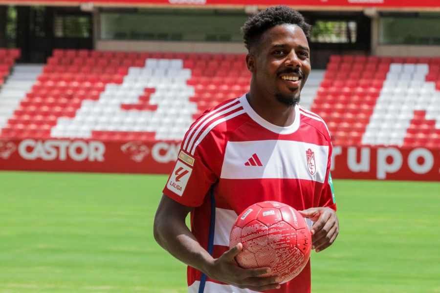Botafogo em busca de reforços: Wilson Manafá na lista de possíveis contratações do ‘Fogão’