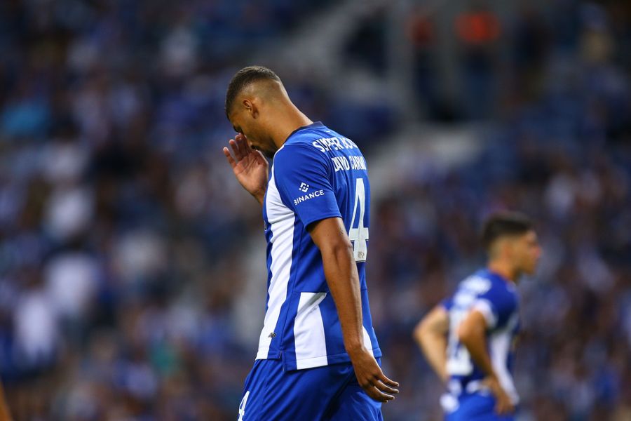 David Carmo de saída do Dragão: Central muito perto de reforçar o Olympiakos de Carvalhal
