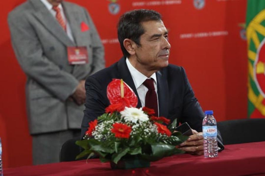 “Nas assembleias do Benfica de Moniz tínhamos o presidente a agredir sócios e cadeiras no ar”