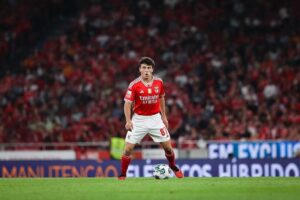 Paulo Bento compara Neves a Moutinho: "Têm um talento defensivo que se vê muito pouco"
