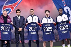 PSG anuncia renovações de Nuno Mendes, Vitinha, Hakimi e do técnico Luis Enrique