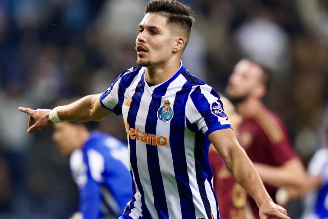 LE: FC Porto e Roma ‘anulam-se’ na luta pelos oitavos com empate 1-1 no Dragão