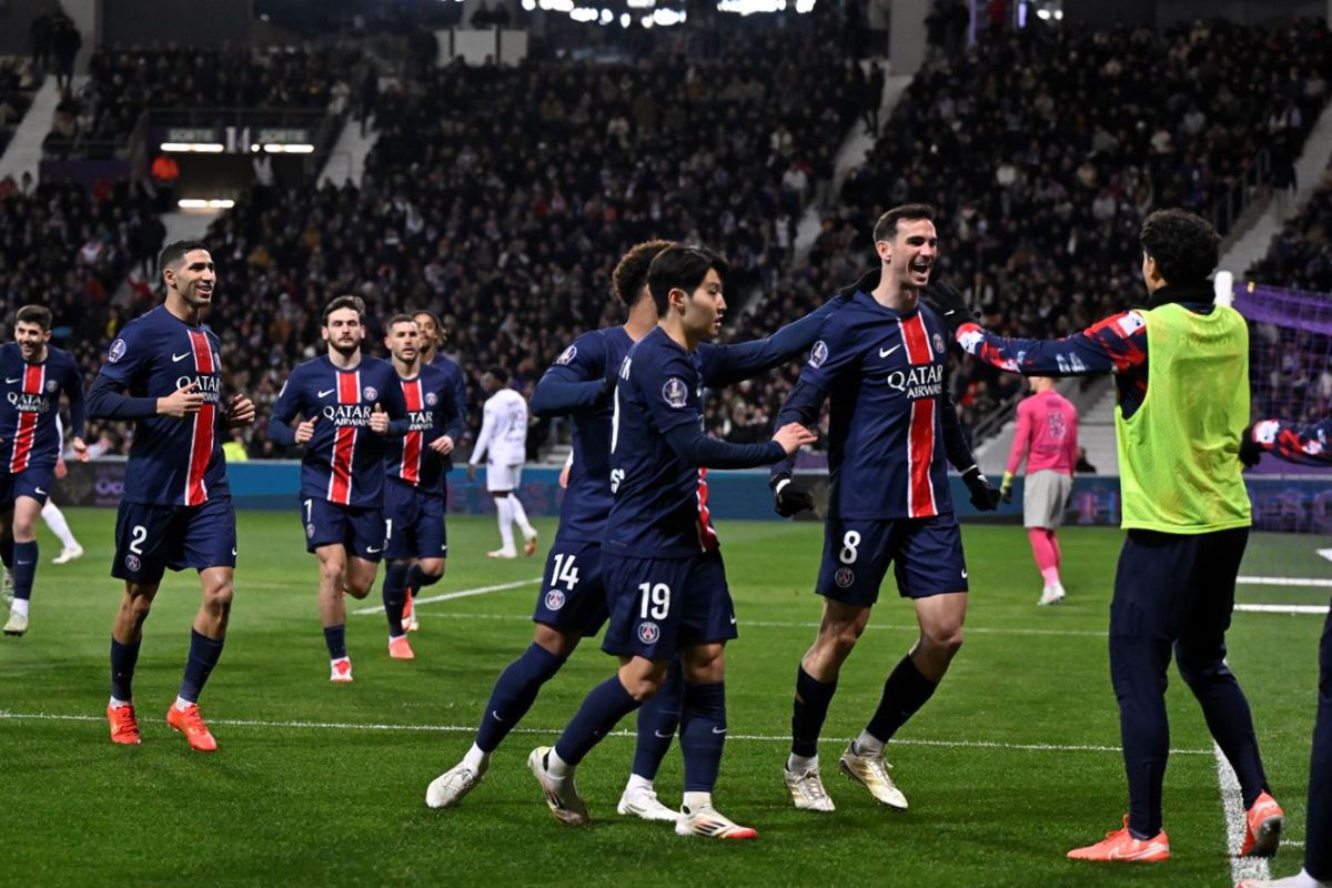 França: Paris Saint-Germain vence Toulouse e mantém 10 pontos de vantagem na liderança