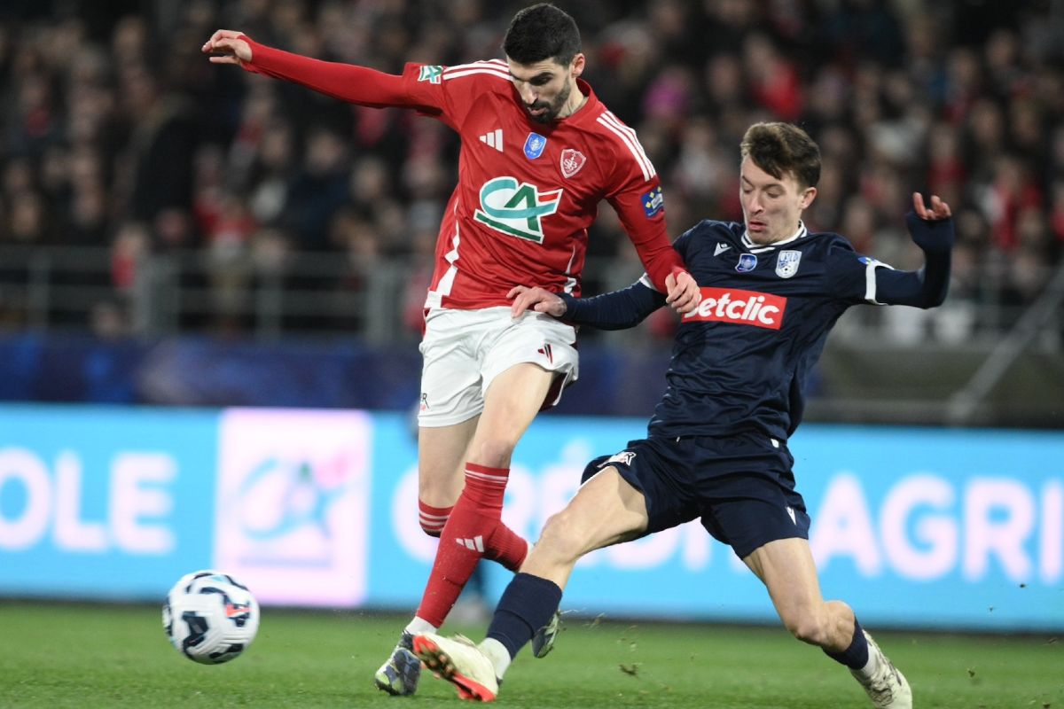 França: Dunquerque de Luís Castro nas ‘meias’ da Taça ao eliminar Brest