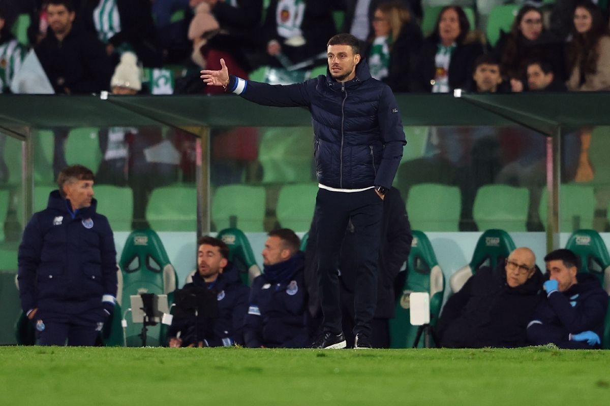 “Pagámos caro certos erros, mas o FC Porto competiu”