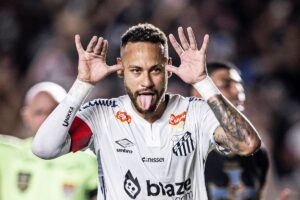 Neymar marca na vitória do Santos sobre o Água Santa no Paulistão