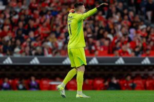 Manchester City avalia Trubin como possível sucessor de Ederson