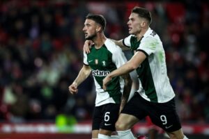 Sporting sem Morita contra o Estrela da Amadora, Debast será opção no meio-campo