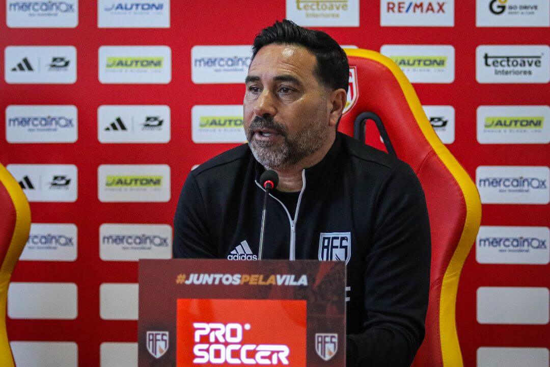 Rui Ferreira pede mais do AVS para vencer o Estoril Praia