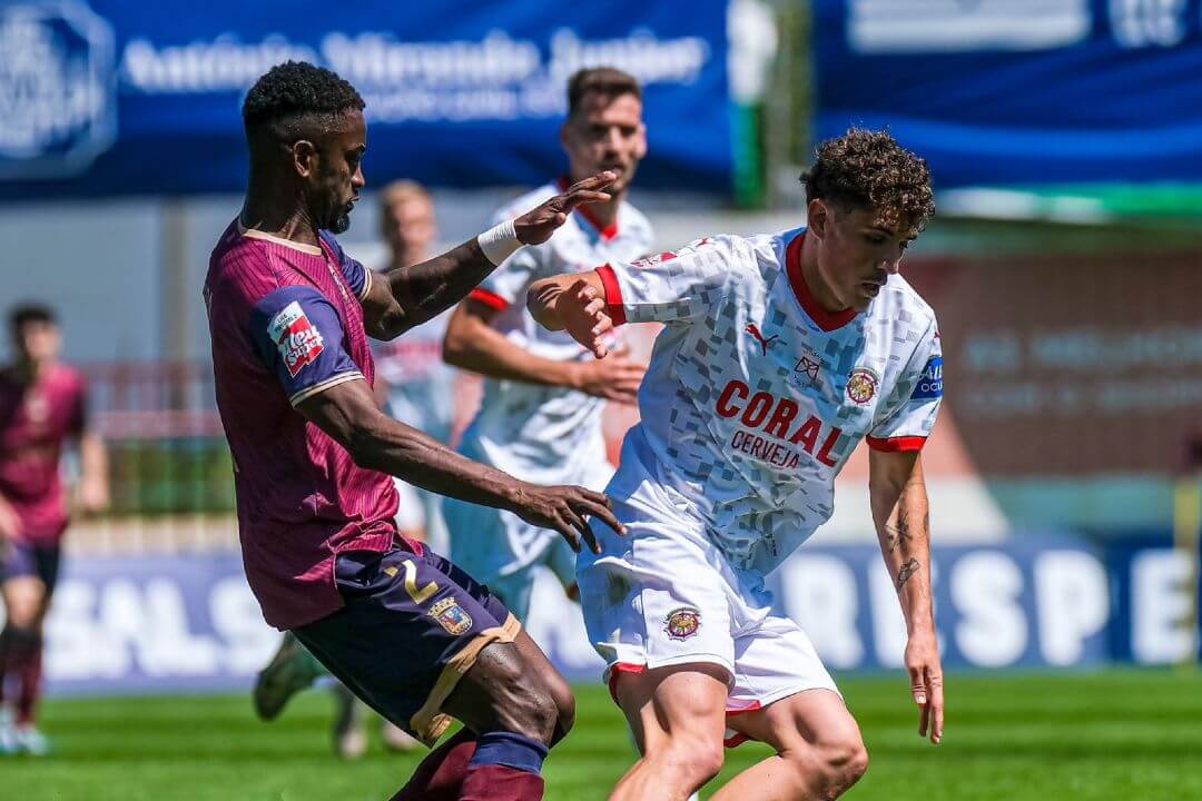 Torreense empata com Marítimo (2-2) e complica sonho de subida