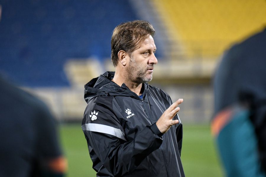 Pedro Martins nomeado para melhor treinador do ano no Qatar