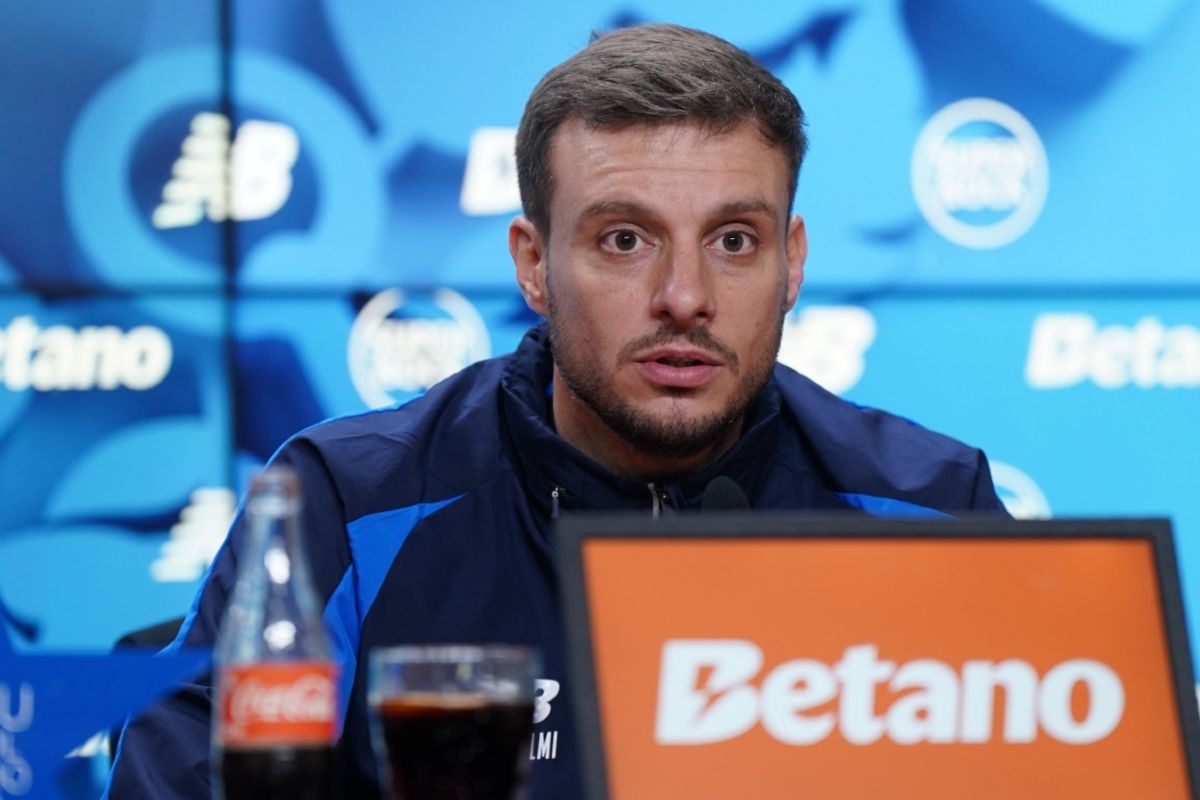 Anselmi à espera de dificuldades frente ao antepenúltimo Farense