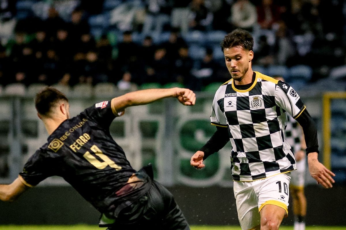 Estrela da Amadora estreia-se a vencer fora na I Liga e “afunda” Boavista