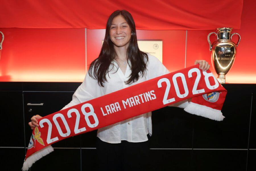 Lara Martins renova com o Benfica por mais três épocas