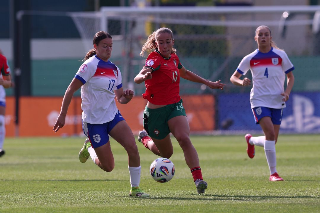 Portugal brilha, vira o jogo e goleia Inglaterra no Europeu Sub-19