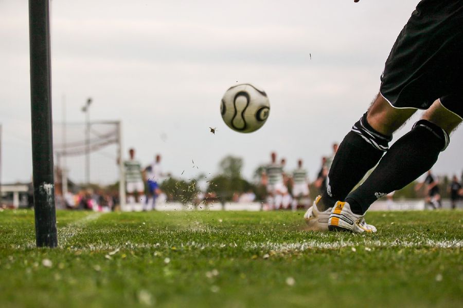 Taipas suspende jogador que agrediu árbitro em jogo de futebol