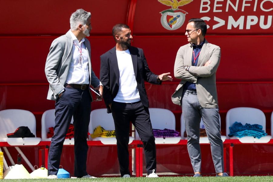 Simão Sabrosa é o novo diretor técnico do futebol profissional do Benfica