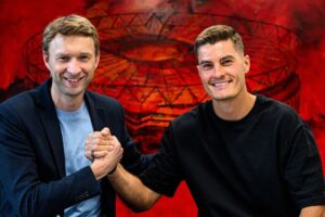 Patrik Schick renova com Bayer Leverkusen até 2030