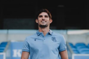 OFICIAL: Gonçalo Guedes assina pela Real Sociedad até 2029