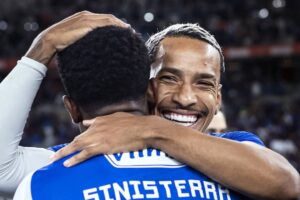Brasil: Cruzeiro sobe ao segundo lugar com golo de ex-Sporting