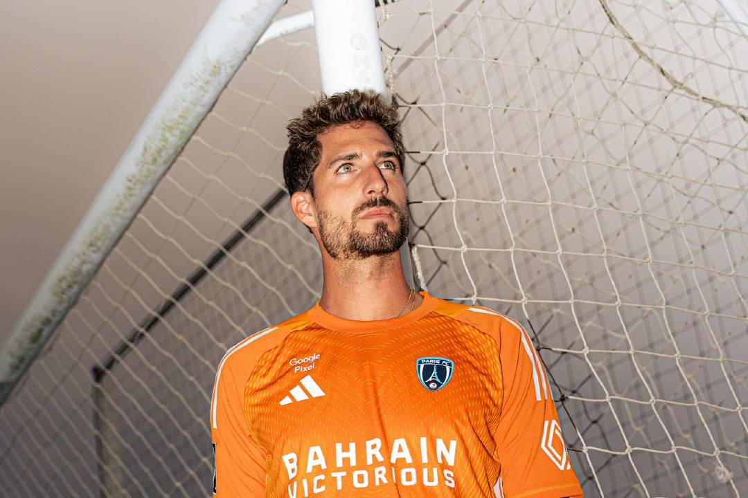 OFICIAL: Kevin Trapp é o novo reforço do Paris FC
