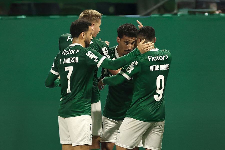 Palmeiras sobe ao 4.º lugar após reviravolta contra Atlético-MG. Hulk brilha em vão