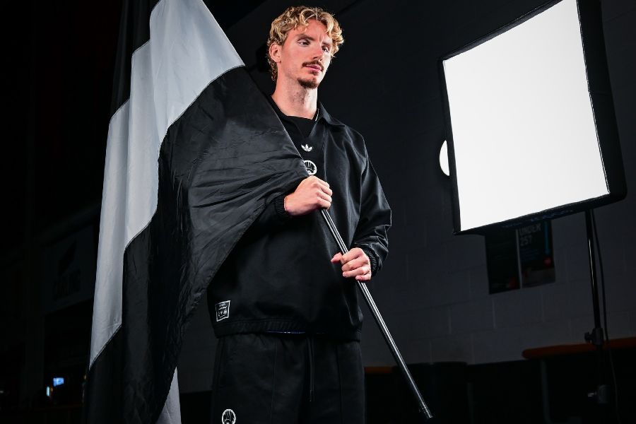 OFICIAL: Newcastle contrata Woltemade por valor recorde