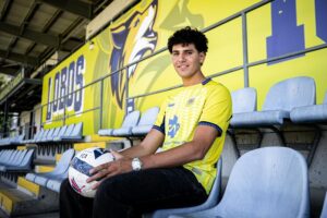 OFICIAL: Omar Fayed chega ao Arouca por empréstimo do Fenerbahçe