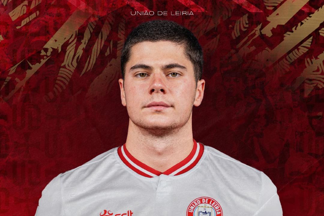 OFICIAL: Miguel Pires reforça União de Leiria por empréstimo do Santa Clara