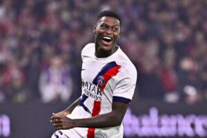 The Best: Nuno Mendes e Vitinha em ‘onze’ do ano dominado pelo PSG