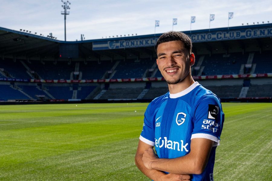 OFICIAL: Médio marroquino Zakaria El Ouahdi reforça o Genk