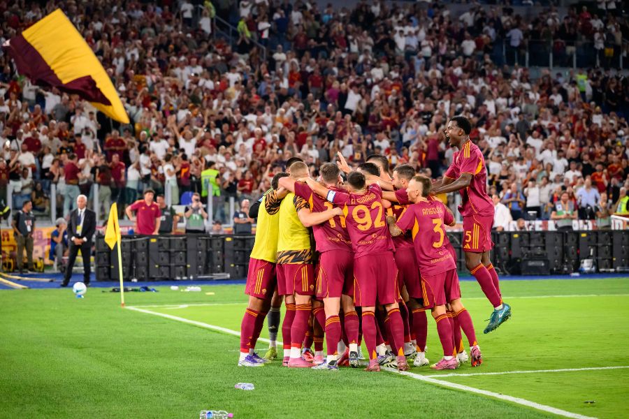 AC Milan perde em casa e Roma vence na estreia da Serie A
