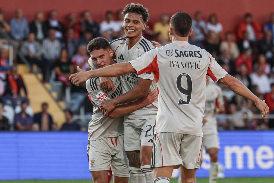 Benfica inicia defesa da Taça da Liga com receção ao Tondela