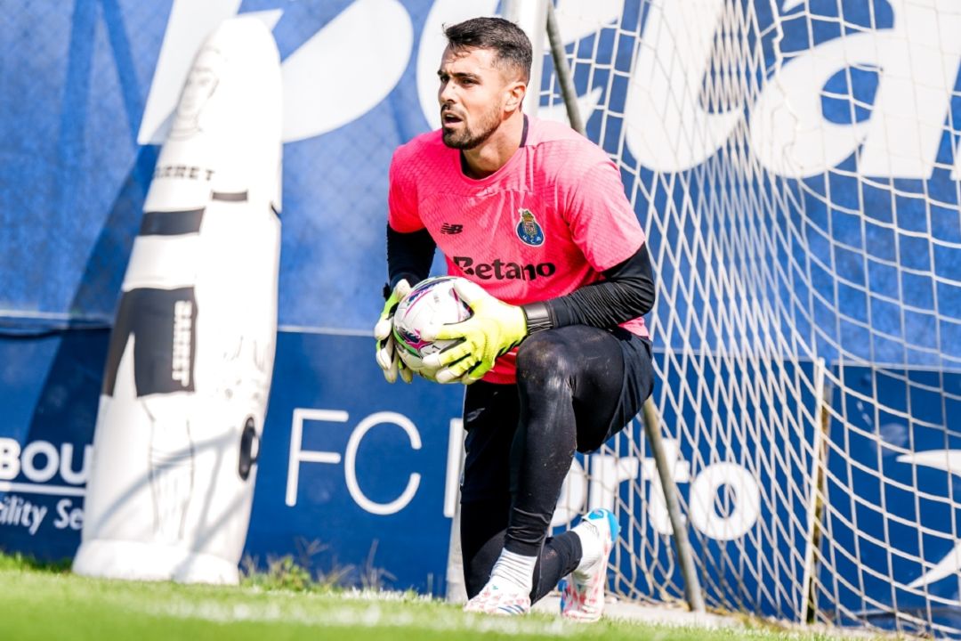 Diogo Costa quer ser “o mais competitivo possível” após a pausa para as seleções