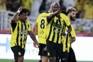 Al Ittihad de Sérgio Conceição arrasa e apura-se para os oitavos